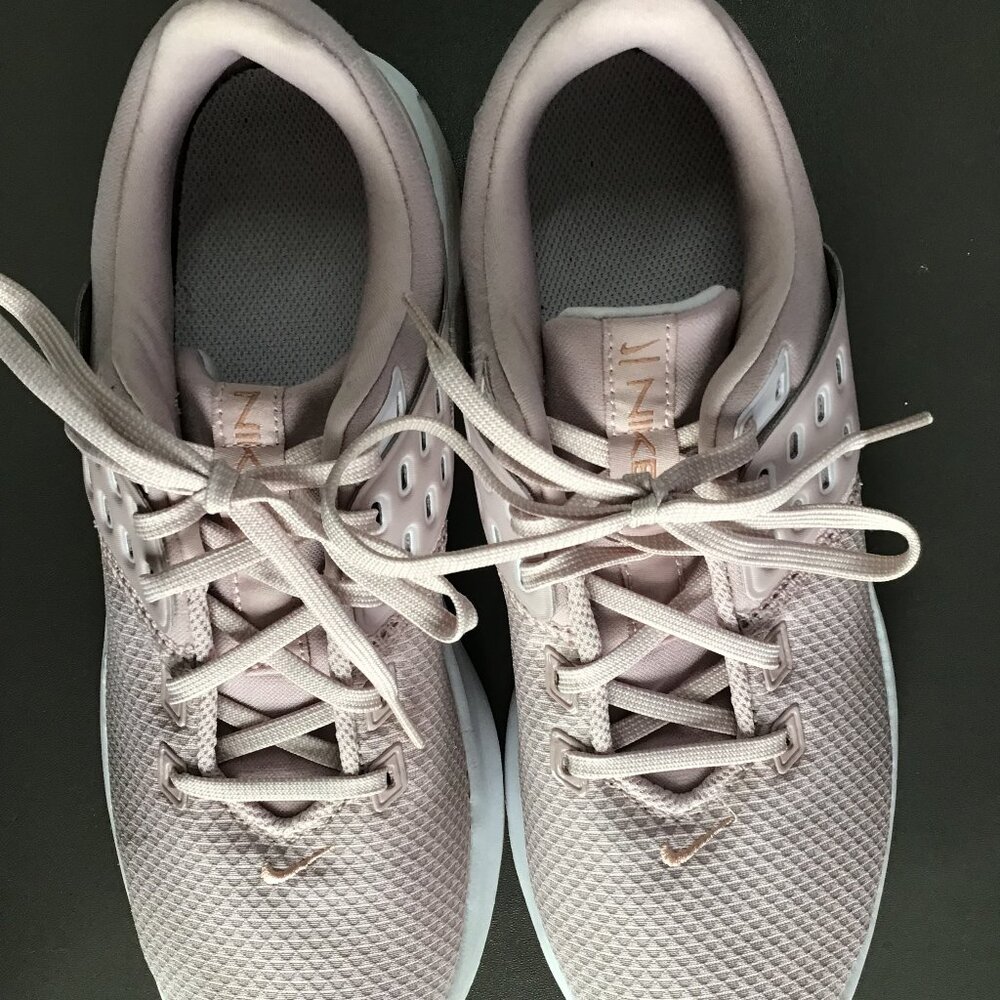 Nike Air Max Bella TR 4 Workout Shoes Size 9.5